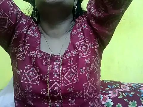 princessroooh - Princessroooh's free webcam - UK Sex Cams