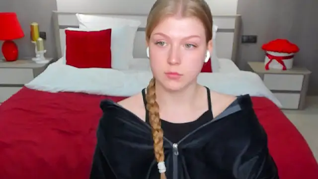 stella_light - Stella_Light's free webcam