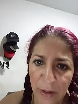 lapotra_04 - LAPOTRA_04's free webcam - UK Sex Cams