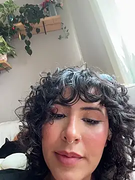 sugartroubl33 (F young) - Spread legs & fuck my pussy w/ you cock