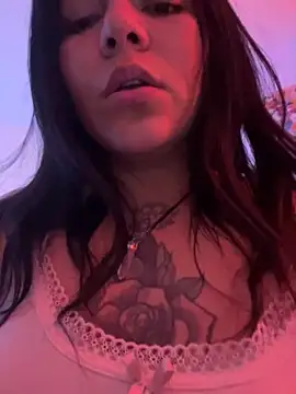 julianacastillo (F young) - GLASS DILDO ASSHOLE