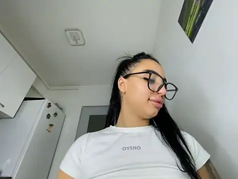 blueeyes_bb (F teen) - Blowjob + doggy