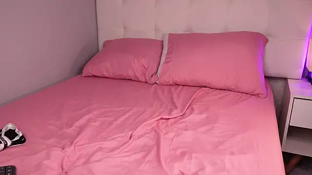 mia_gabbaai - Mia_gabbaai's free webcam - UK Sex Cams