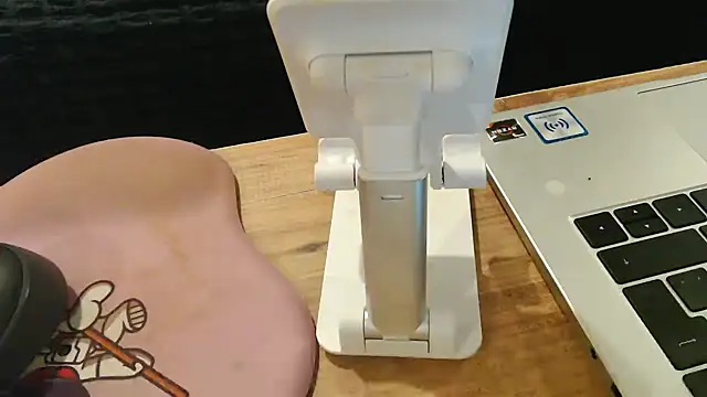 irinaaaa___cremaaa webcam stripchat model stream image