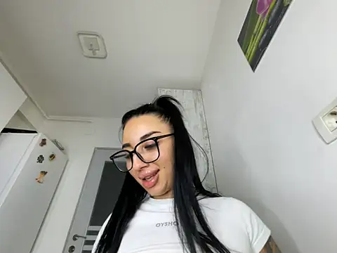 BlueEyes_BB Live Webcam on {site_name}