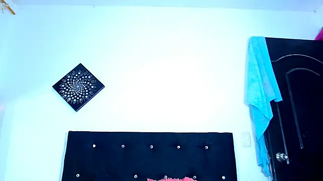 jenng18 - Jenng18's free webcam