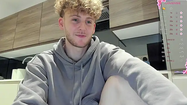 dominantalex18 (M young) - #anal #big-cocks #blondes #blowjob #cam2cam #cheap-privates #cuckold #dirty-talk #double-penetration #hd #interactive-toys #lovense #muscular #sexting #straight #top #uk-models #white #young