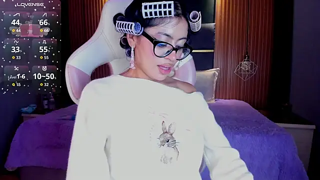 alanawalker9 - AlanaWalker9's free webcam - UK Sex Cams