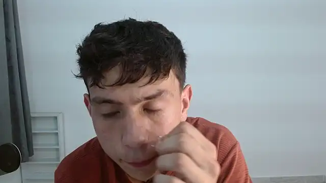 hot_teo_ (M twink) - Undress your teacher