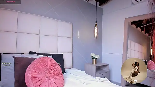 saramonroe1 (F teen) - back hard ride