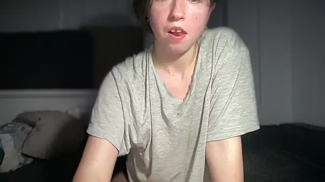 rosea_champagne (Ask my age) - blowjob 10 min