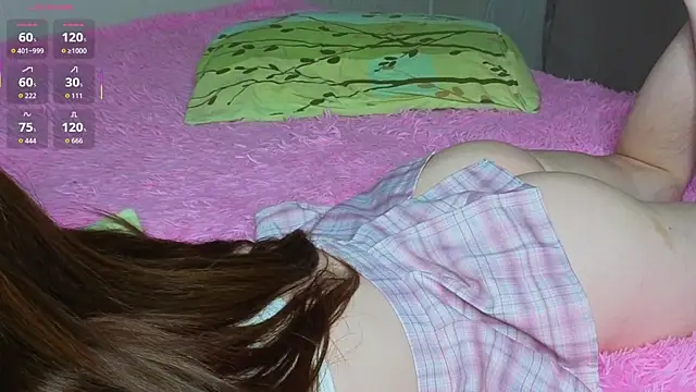 baby_abbbyy (F teen) - sexy doggy pose (ass to cam)