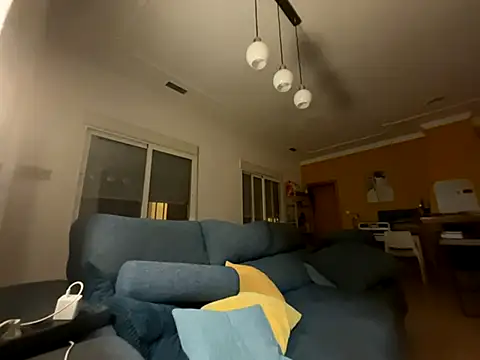 gabriellagaby (F milf) - Arrecadar grana o tratamento da mãe