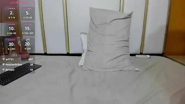 foxyriver_ - FOXYRIVER_'s free webcam