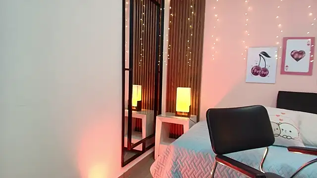 alina_martinelli - Alina_martinelli's free webcam - UK Sex Cams