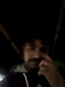 puneriboy32 - Puneriboy32's free webcam