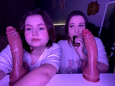 moonivy_ - MoonIvy_'s free webcam - UK Sex Cams