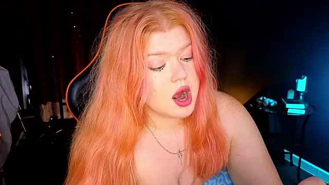  Adele_Moor_ chat room