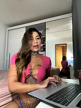 thauanydemontie (F young) - brincando com o cuzinho