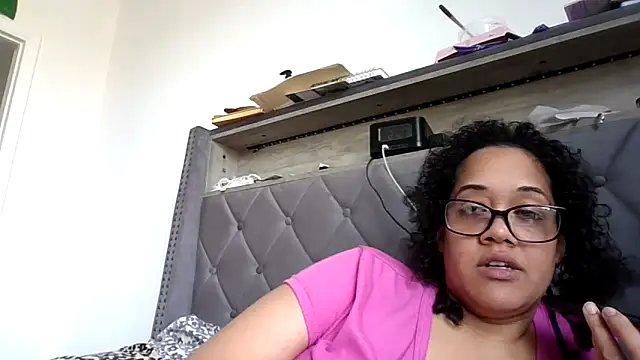 Ladycinnabon1 live cam screenshot female from United States on SexOnline.top – Live Cams, Videos, GIFs & Chat