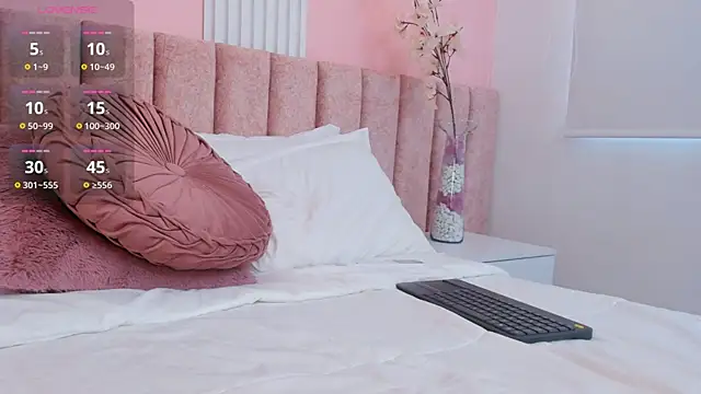 Isabelaclark_ live show on StripChat 