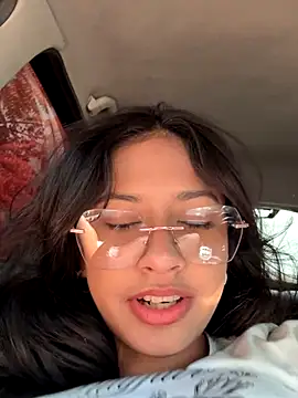 lynn9000 (F teen) - Squirttttttt