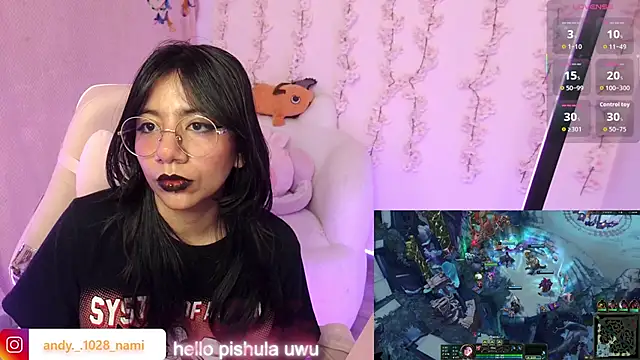 nami_usagi (F young) - show panties