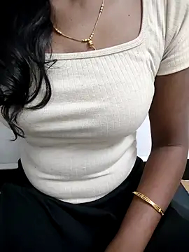 Tamilmallu-duskygirl03