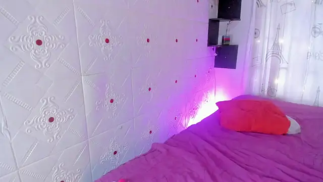 serena_fey - Serena_Fey's free webcam - UK Sex Cams