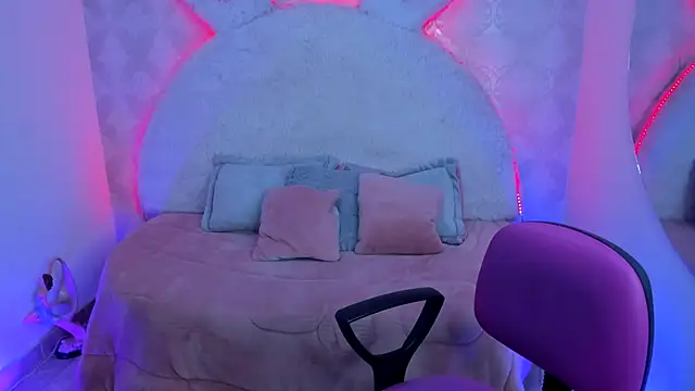 valentina_clk - Valentina_clk's free webcam - UK Sex Cams