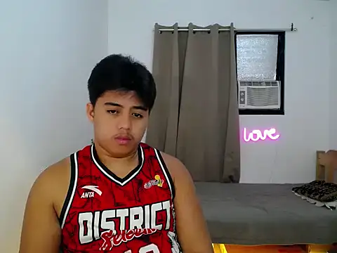 Hugecock2hundle_intown