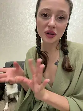 kimsweet7 (F young) - Naked Kim and lush in pussy