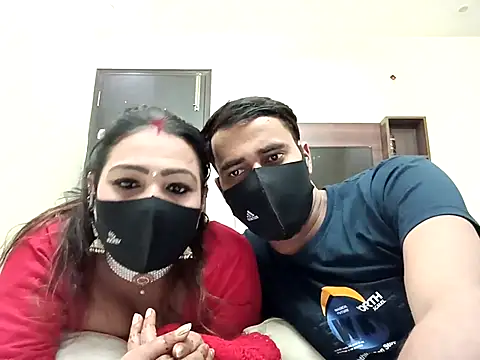 horny_milf_couple (G young) - BJ & ANAL FINGRING IN PUBLIC 🍑🍑