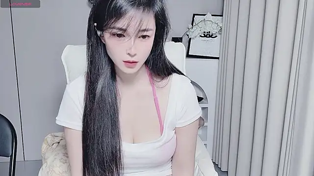 yunshan-33 (F milf) - 半脱内内打屁股5下