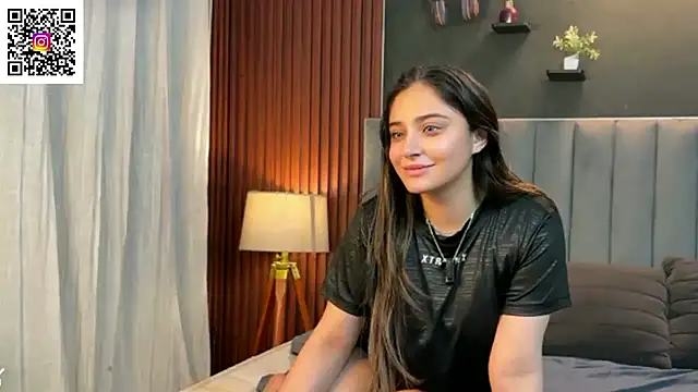 demieliss Live Webcam on Stripchat