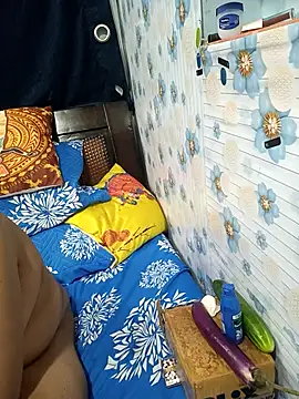 tina8th live cam screenshot female on Gratis Show – Free Live Cams