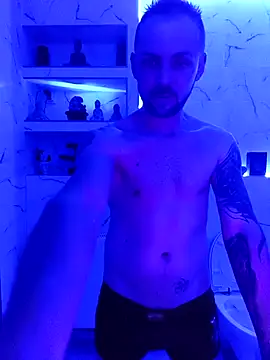 papichulo0099 (Ask my age) - .Painted in boxers