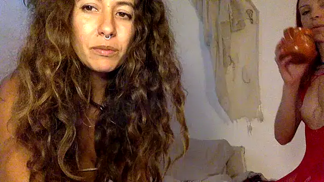 Griegadelfuego live cam screenshot females on Gratis Show – Free Live Cams