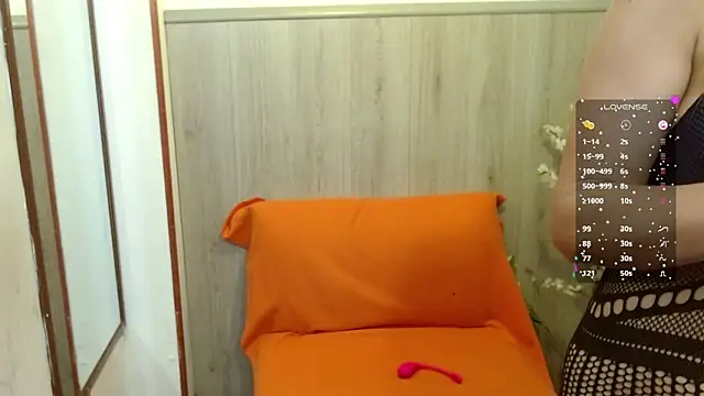 ximena_grant (F milf) - Get naked (sensual striptease) 🍒