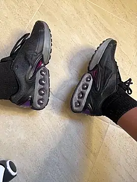 sendfer (M young) - Mistreat me, sir, and drain your sweat