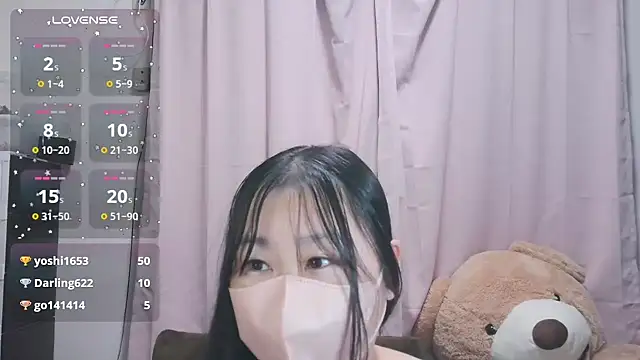 yuinyan3150 Live Webcam on Stripchat