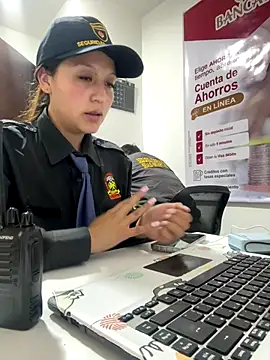 Emily-7_ Live Webcam on Stripchat