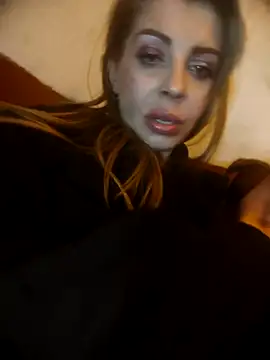 privet-introvert515 (F young) - Мастурбация