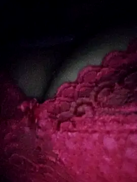 engravedcecropia (F teen) - Lips show