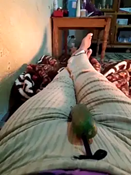 tota_sexi (F young) - سكس ناري بالخيار مع رقص تعري