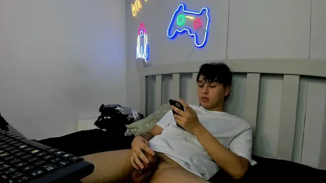 stiwentwink (M twink) - #anal #anal-toys #big-balls #big-cocks #bisexuals #black-hair #blowjob #cam2cam #cei #cheapest-privates #cock-rating #colombian #cuckold #deepthroat #dildo-or-vibrator #dirty-talk #ejaculation #erotic-dance #facesitting #fingering #fisting #flashing #flexing #foot-fetish #gagging #gape #handjob #hd #humiliation #jerk-off-instruction #latin #leather #massage #masturbation #nipple-toys #office #oil-show #orgasm #outdoor #recordable-privates #recordable-publics #sex-toys #sexting #shaven #shower #skinny #small-audience #spanish-speaking #spanking #sph #striptease #swingers #trimmed #twerk #twinks #uncut #yoga