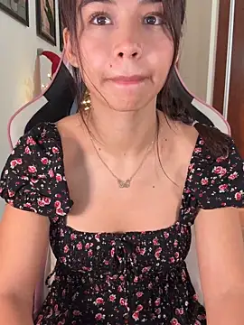 adriennesexxx (F young) - orgasm with domi and toy