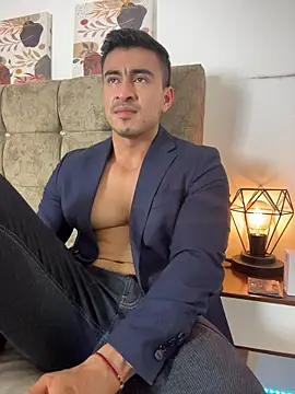 chris_clarck (M young) - oil on my body🔥🥵😈💦