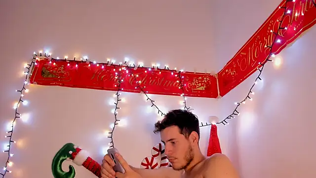 lara_and_danny - Lara_and_danny's free webcam - UK Sex Cams