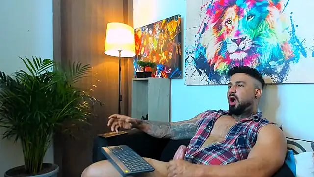 naugthy_dominant - Naugthy_dominant's free webcam - UK Sex Cams